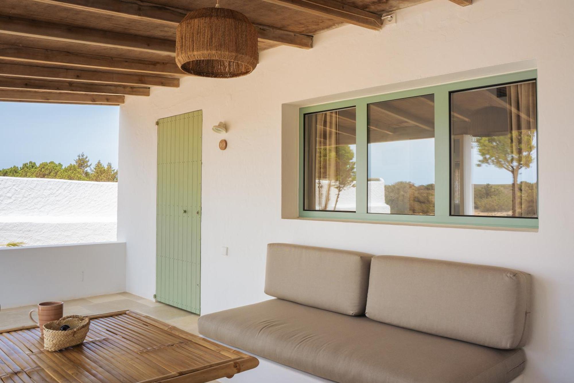 Apartamentos Punta Rasa Cala Saona Exteriör bild