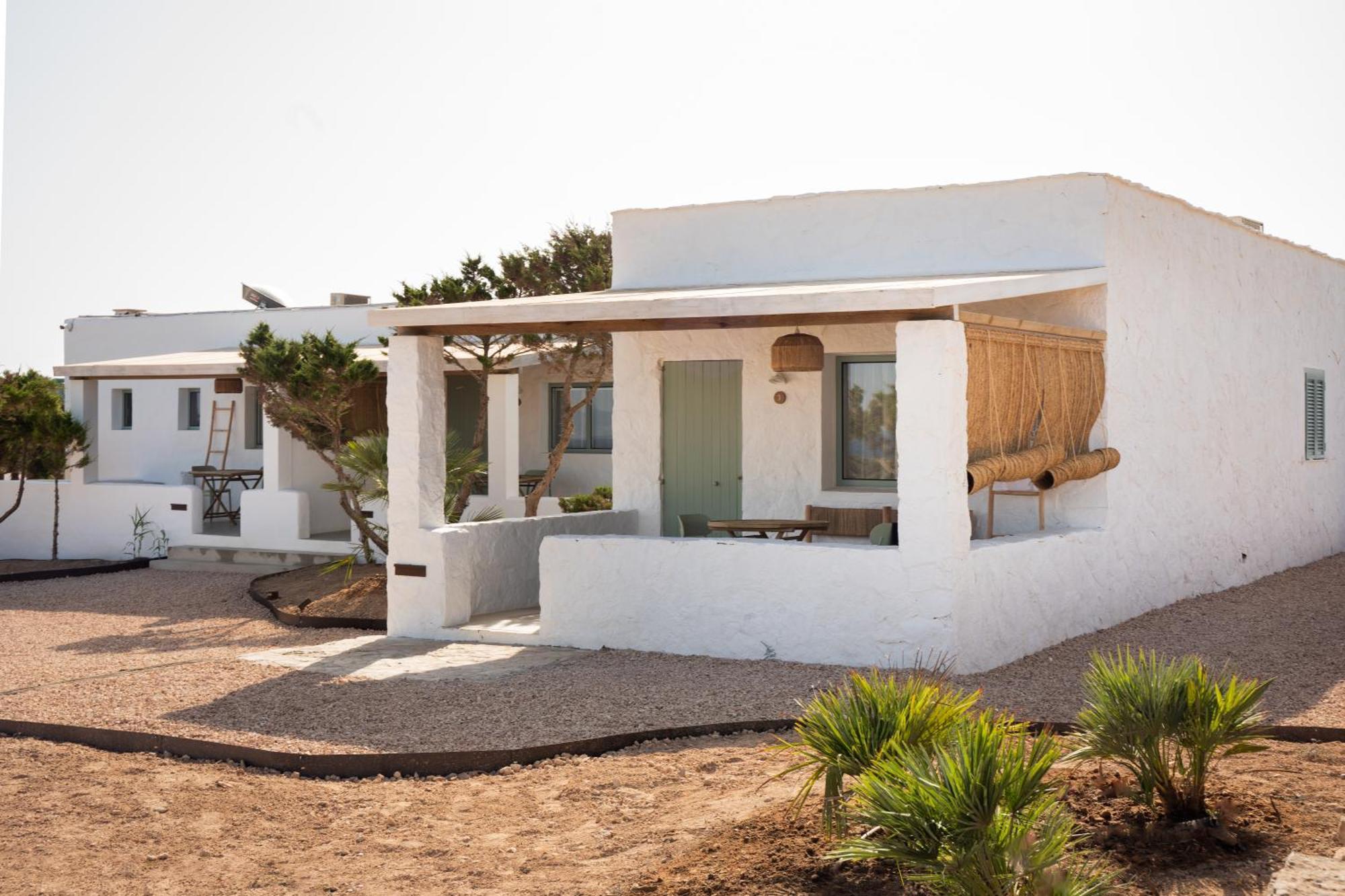 Apartamentos Punta Rasa Cala Saona Exteriör bild